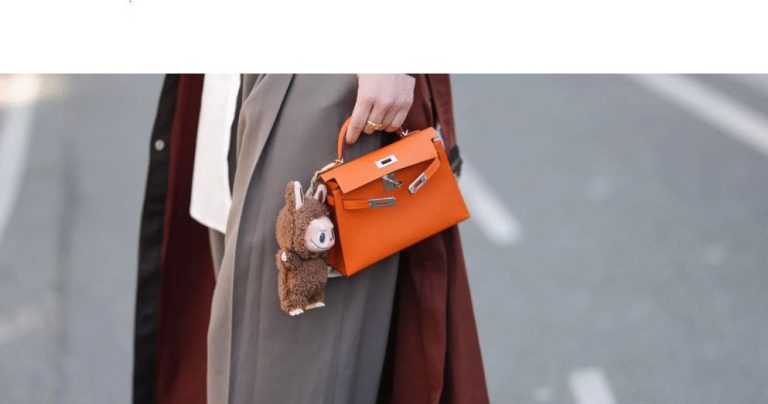 Labubu: O Boneco Lúdico Que Quebrou as Regras do Street Style de Luxo