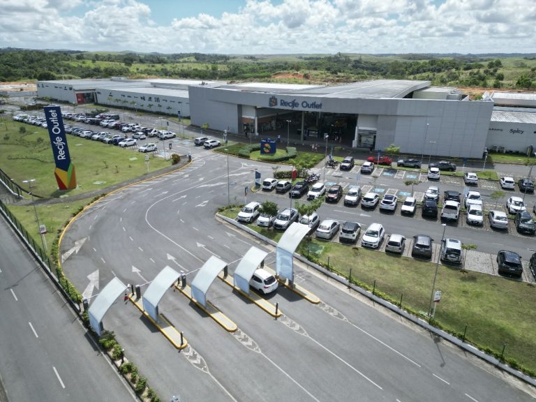 Clima junino no Recife Outlet aumenta as vendas com atração de mais consumidores