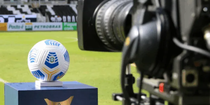 Em 2024, brasileiros dedicam mais de 59 milhões de horas ao futebol ao vivo