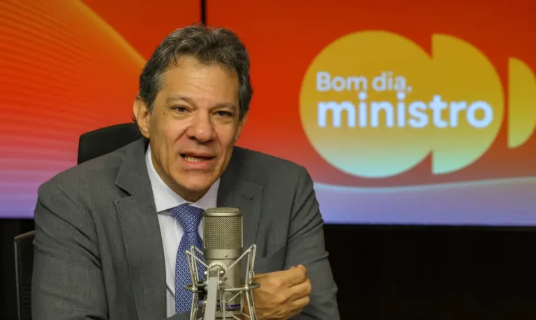 Haddad denuncia impacto negativo da alta de tarifas dos EUA na vida dos brasileiros.