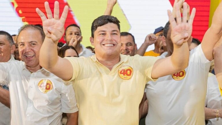 TRE-CE mantém posse de Joel Barroso e vice-prefeito em Santa Quitéria após rejeitar recursos