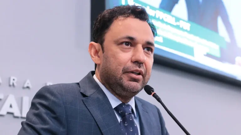 Vereador PP Cell é expulso do PDT e pode se unir à oposição
