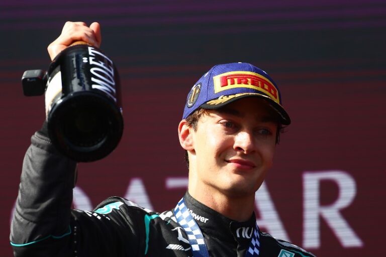 Mercedes conquista as duas primeiras posições na abertura da temporada de F1