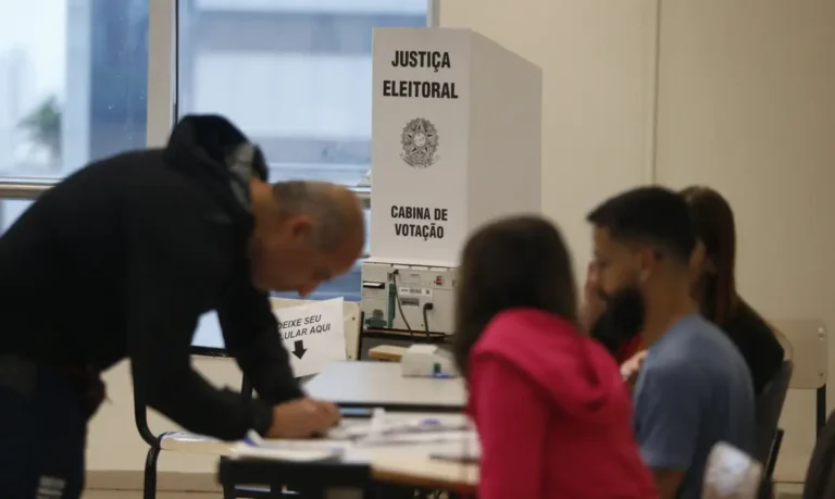 Aumento de 74% no número de eleitores com mais de 60 anos, revela estudo