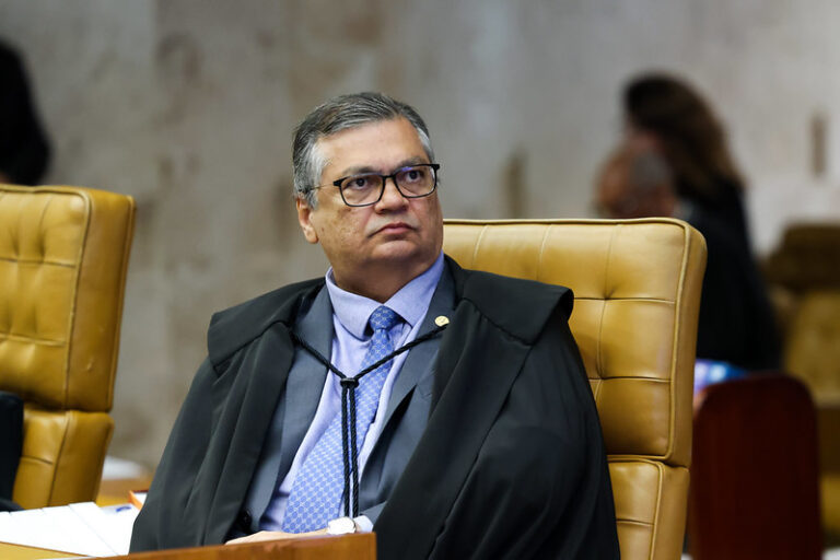 STF solicita esclarecimentos sobre o papel de líderes nas emendas parlamentares