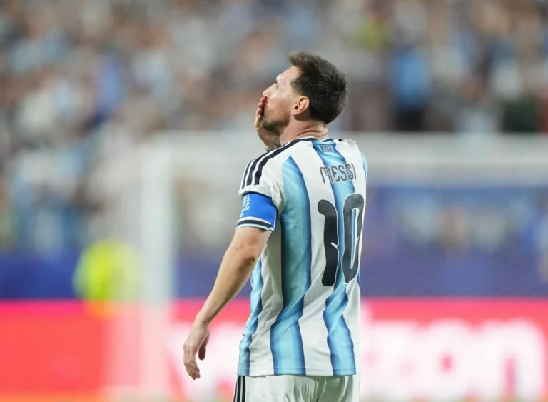 Messi se despede da Seleção Argentina após 20 anos de conquistas e desafios