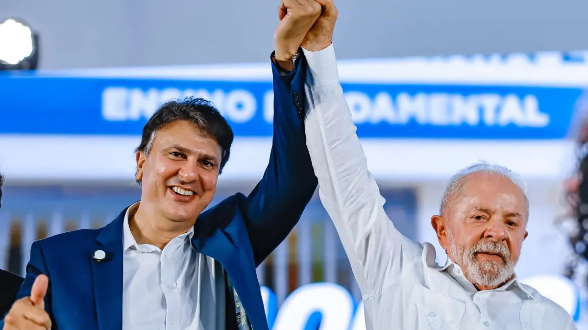 Camilo Santana se destaca como candidato forte para a Casa Civil no novo governo de Lula